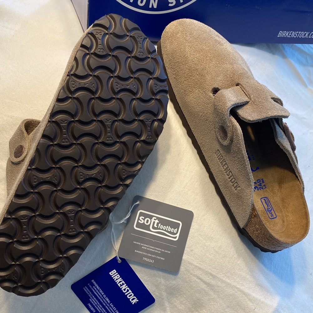 Birkenstock®️ Boston Taupe Suede Soft Footbed Narrow